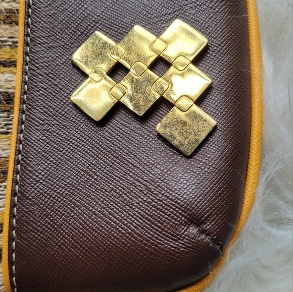 claudia g fabric brown clutch - Picture 2 of 7